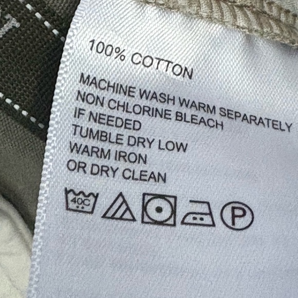 Tommy Bahama Big & Tall Survivor E-Waist Cargo Shorts - Picture 7 of 11